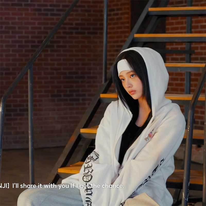 NEWJEANS MINJI HOODIE