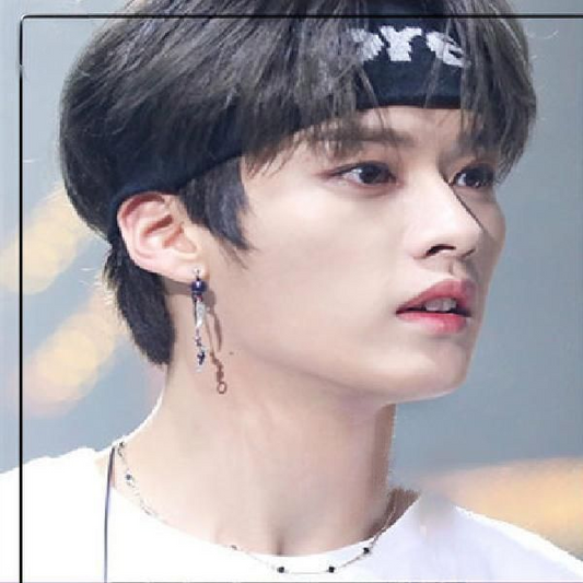 STRAY KIDS NECKLACE