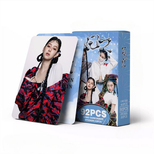 PHOTOCARDS NJZ (NEWJEANS)  92 PCS (60 PHOTOCARDS + 32 STICKERS)