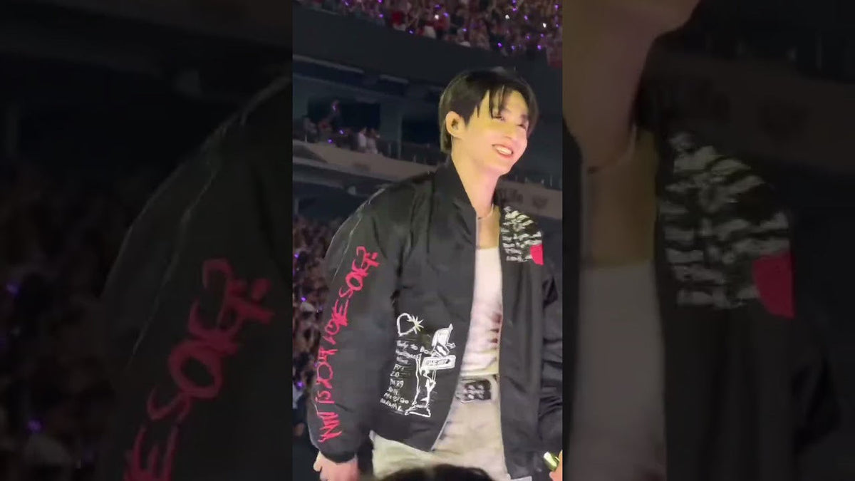 BTS ARIRANG TOUR 2026 JACKET
